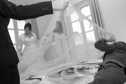 lisbeth-wedding-dress-room-bride-bw.jpg